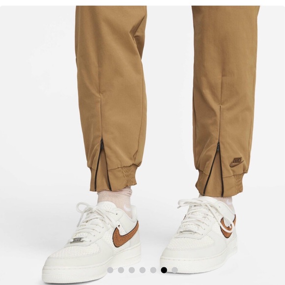 Nike Tech Pack Dri Fit Tan Pants - Picture 16 of 16